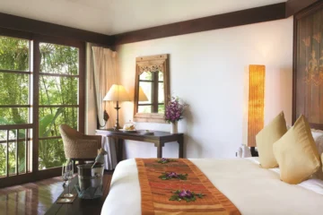 Three Bedroom Oceanfront Pool Residence